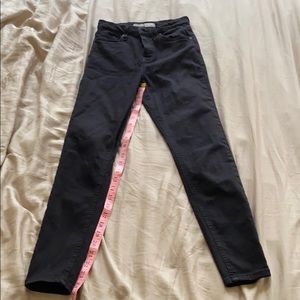 Black skinny jeans